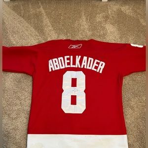 Justin Abdelkader Signed Red Wings Jersey